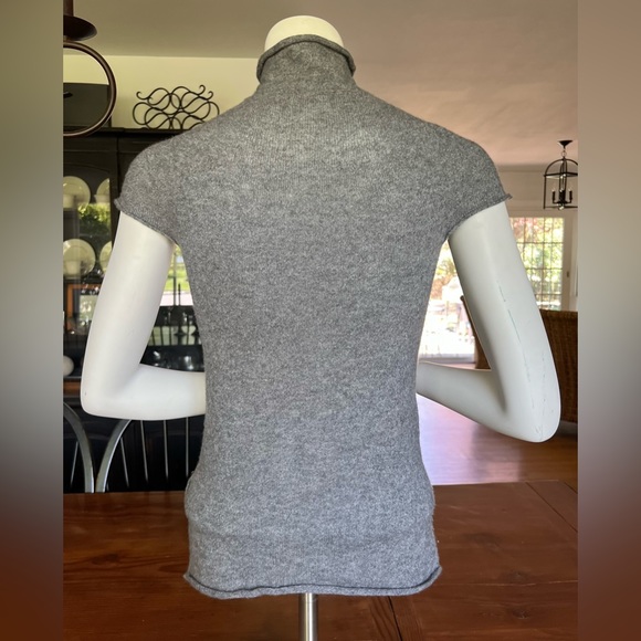 Malo Women’s Cashmere Blend Short Sleeve Mock Neck Sweater EUC - Picture 2 of 7